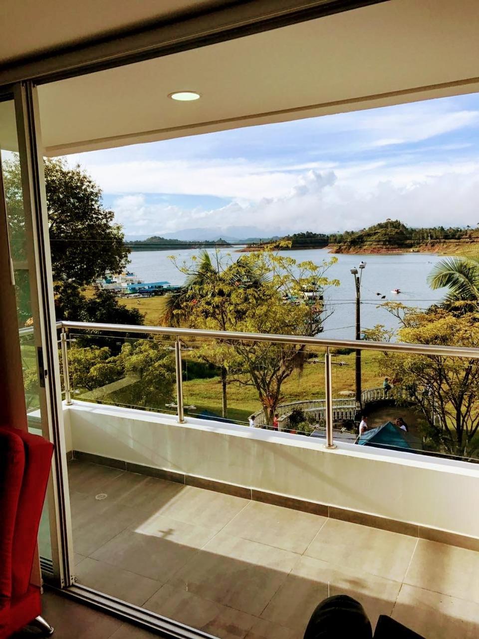 Aptos Vista Al Embalse, Frente Al Lago, Restaurantes, Bares Guatapé Pokój zdjęcie