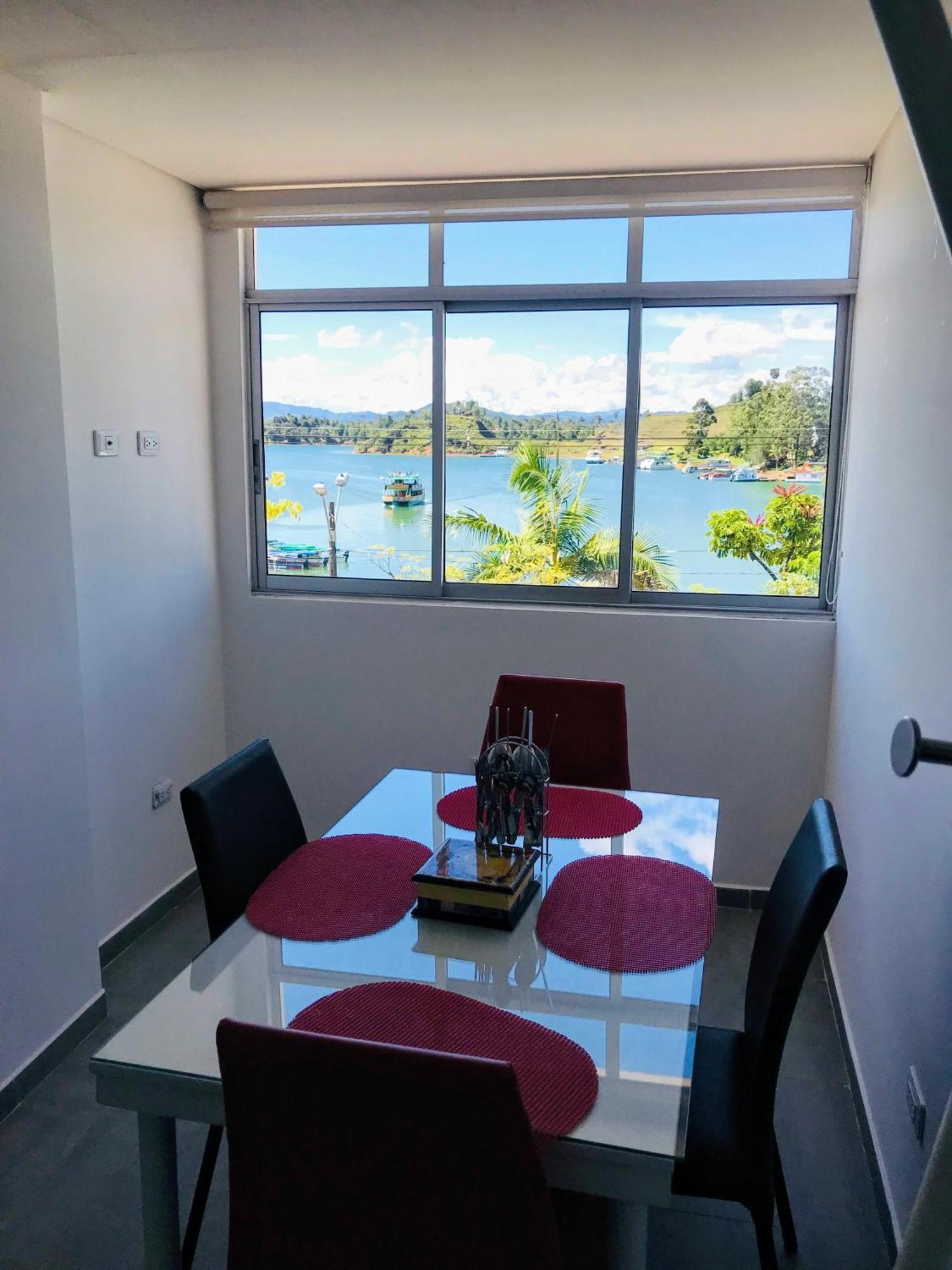 Aptos Vista Al Embalse, Frente Al Lago, Restaurantes, Bares Guatapé Pokój zdjęcie