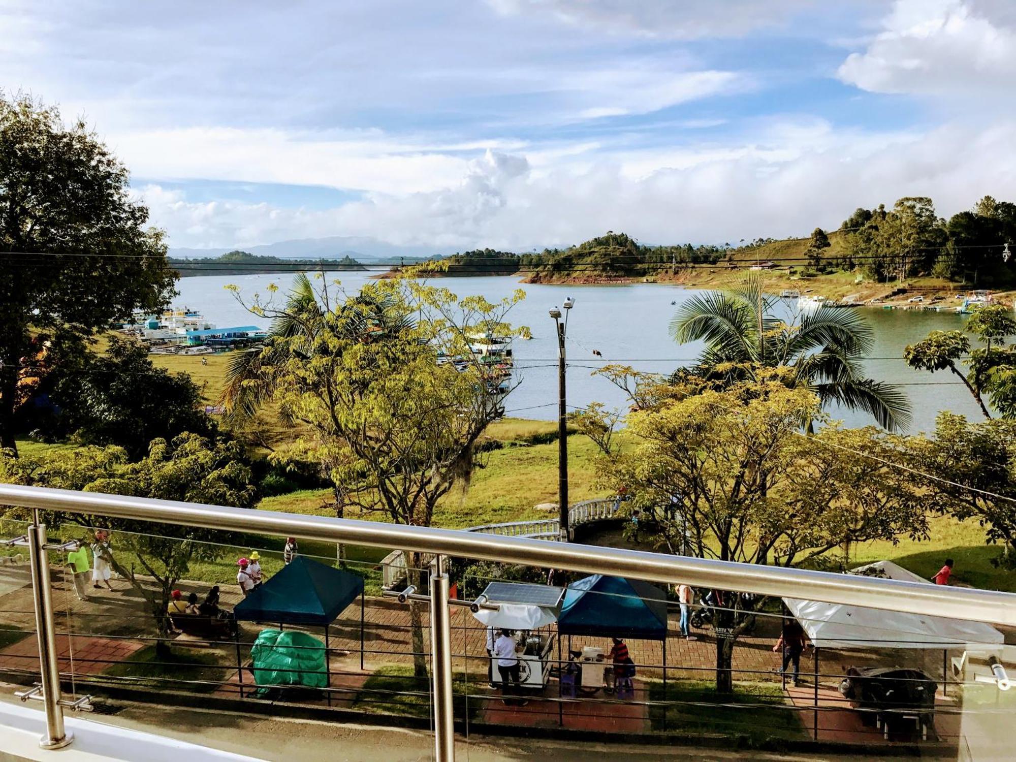 Aptos Vista Al Embalse, Frente Al Lago, Restaurantes, Bares Guatapé Pokój zdjęcie